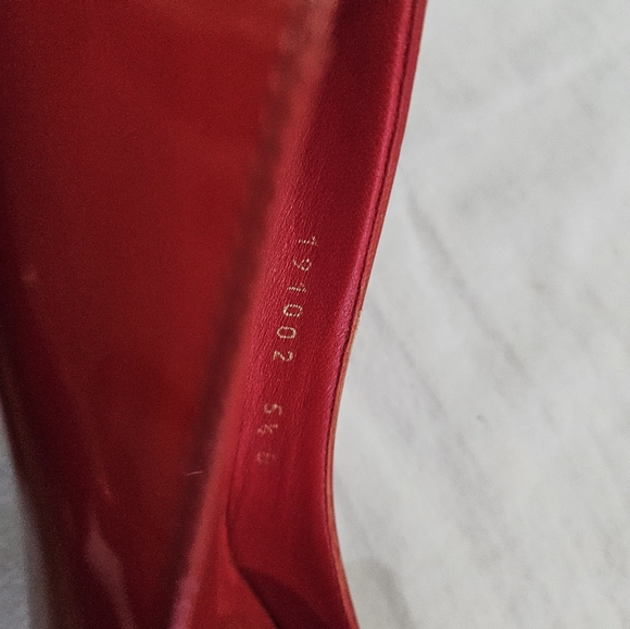 Authentic Gucci Red Patent Leather Peep Toe Pumps 5.5 B - Picture 6 of 16